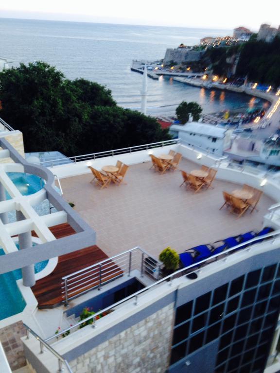 Apartments Croma ウルツィニ エクステリア 写真
