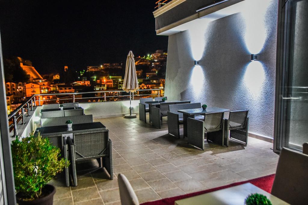 Apartments Croma ウルツィニ エクステリア 写真