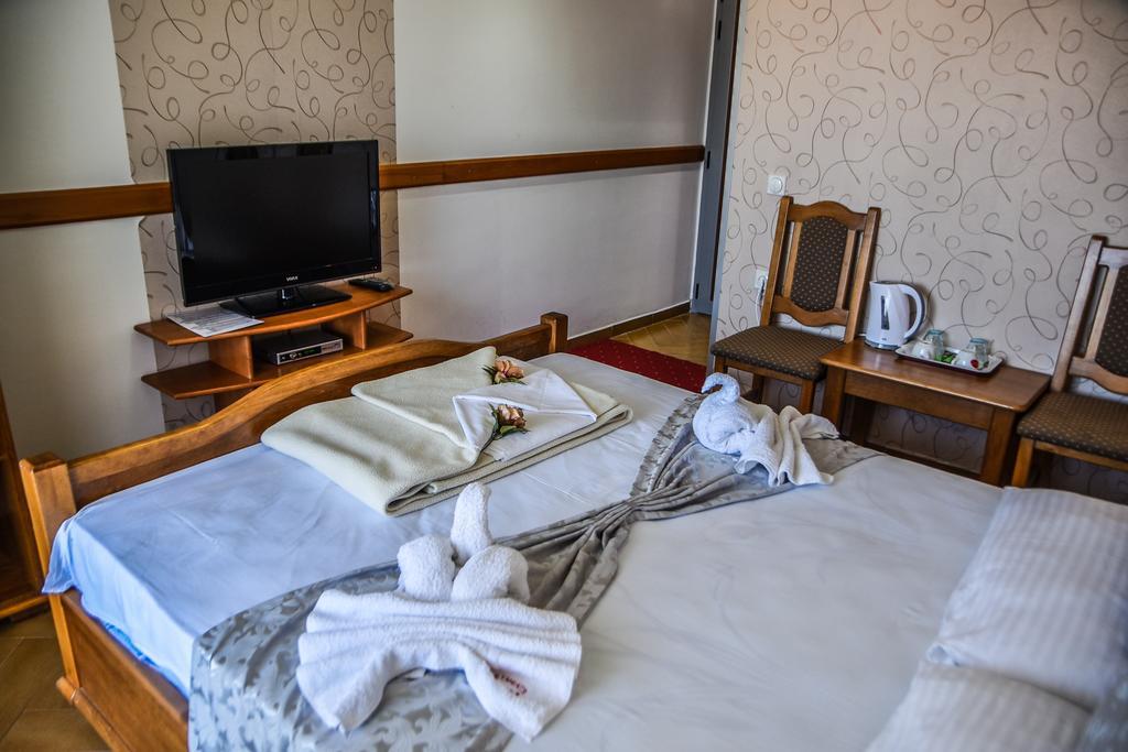 Apartments Croma ウルツィニ エクステリア 写真